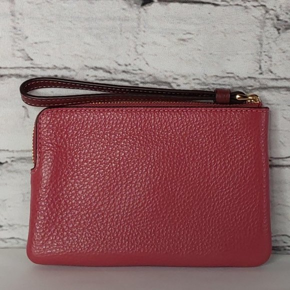'COACH' PEBBLE-LEATHER SIGNATURE HORSE & CARRIAGE EMBOSSED WRISTLET BELLA~ROSAE - Picture 3 of 16